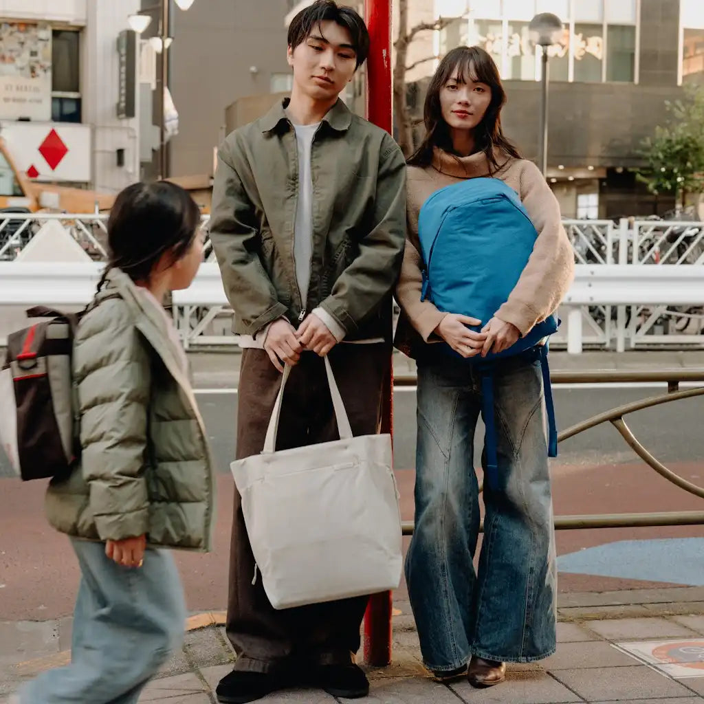 City Tote | 15L | Moon