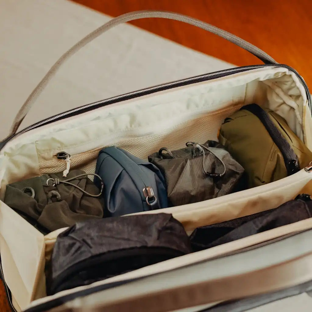 Travel Weekender | 25L | Stone