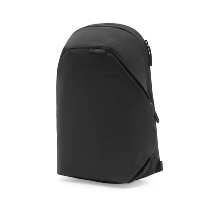 City Backpack | 15L | Black