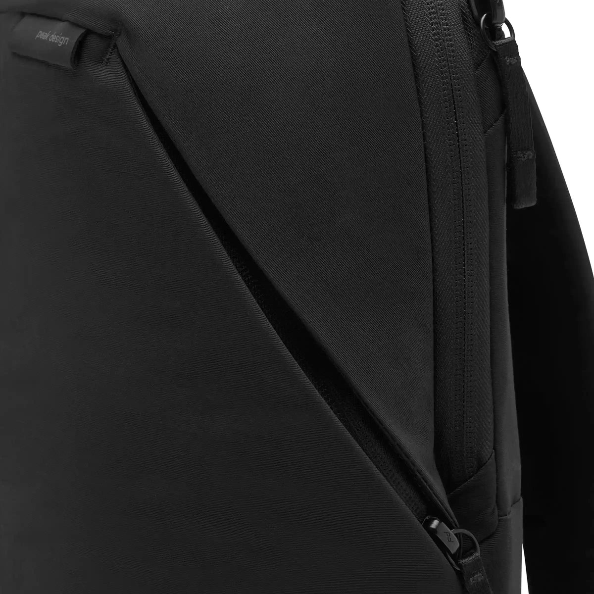 City Backpack | 15L | Black