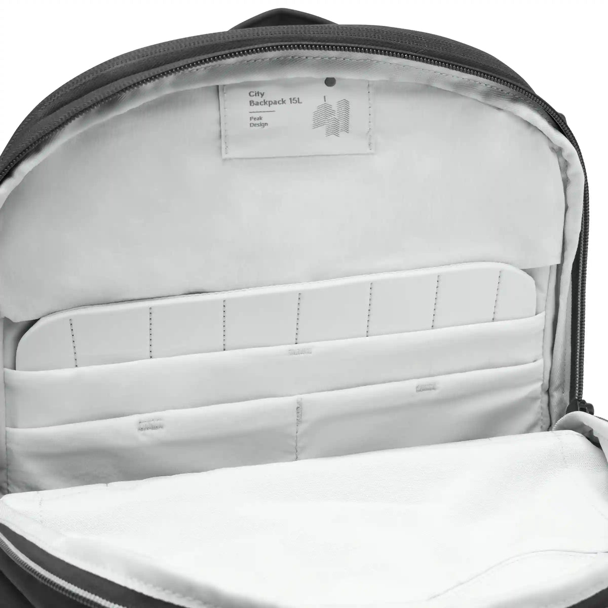 City Backpack | 15L | Black