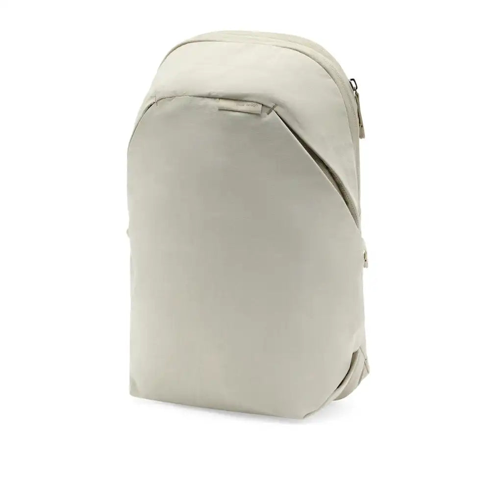 City Backpack | 15L | Moon