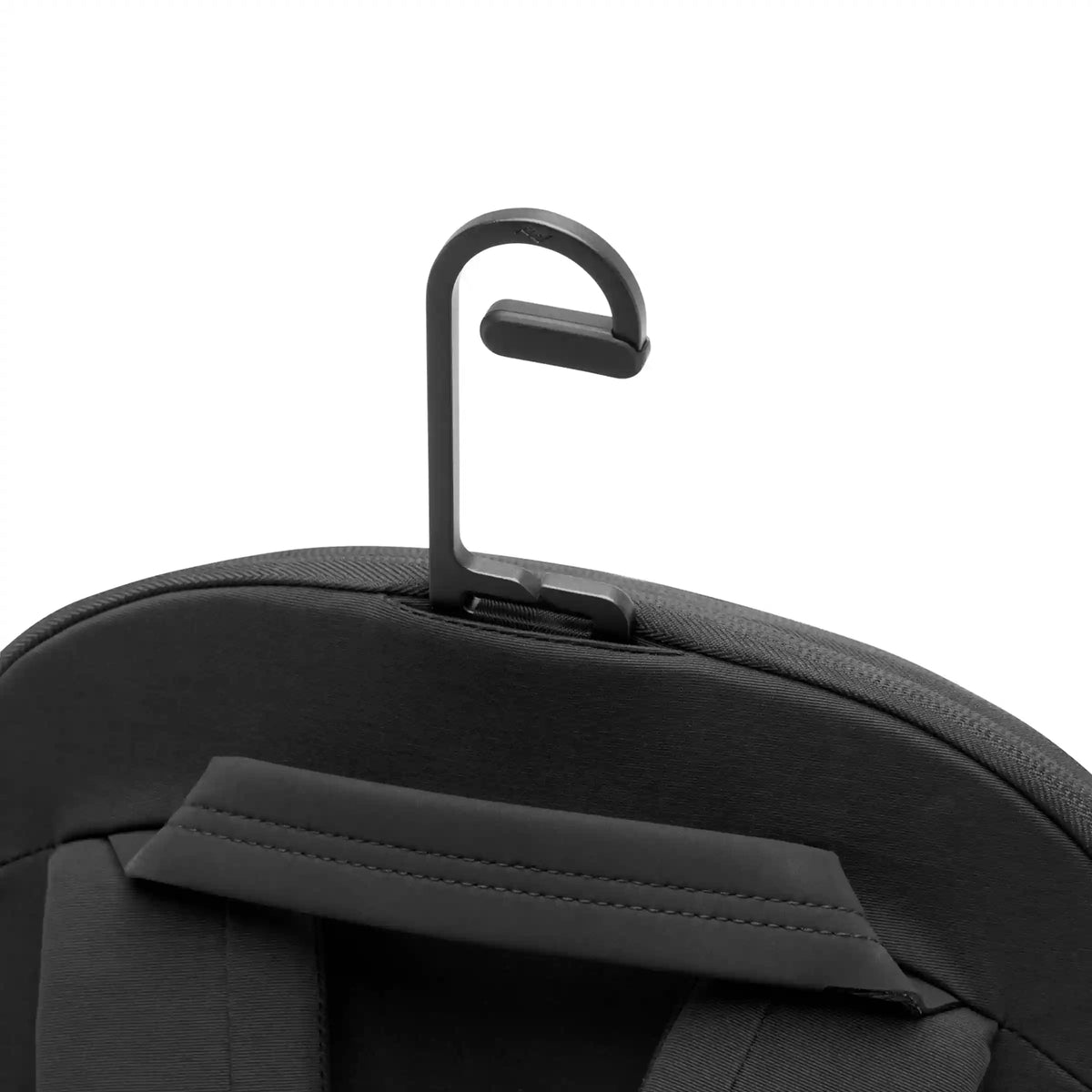 City Backpack | 22L | Black