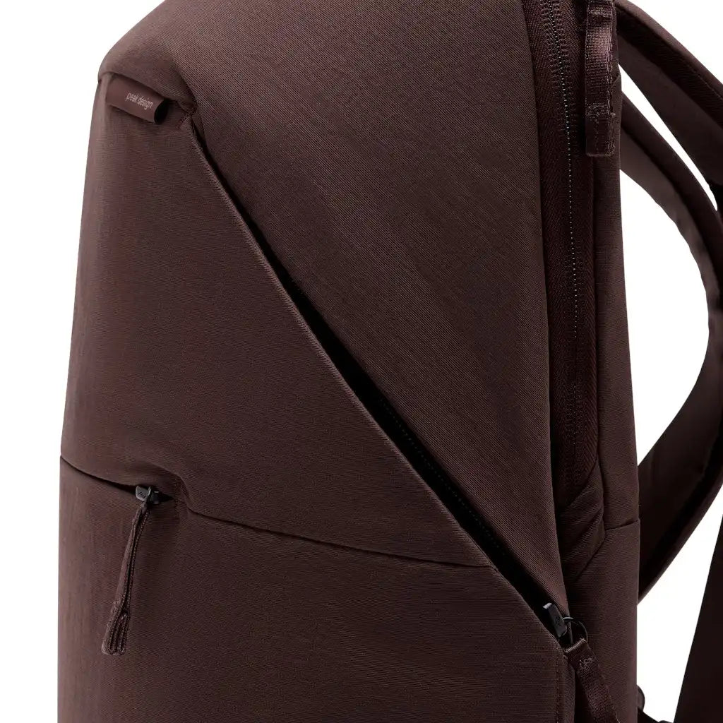 City Backpack | 22L | Eclipse