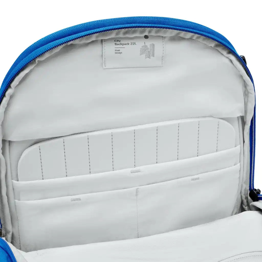 City Backpack | 22L | Lapis