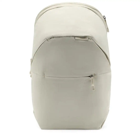 City Backpack | 22L | Moon