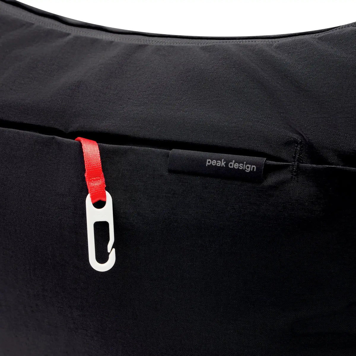 City Crescent | 12L | Black