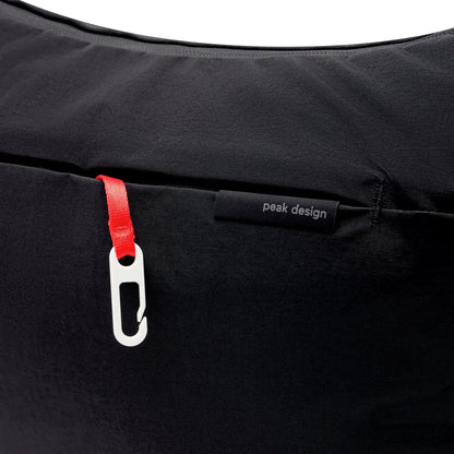 City Crescent | 12L | Black