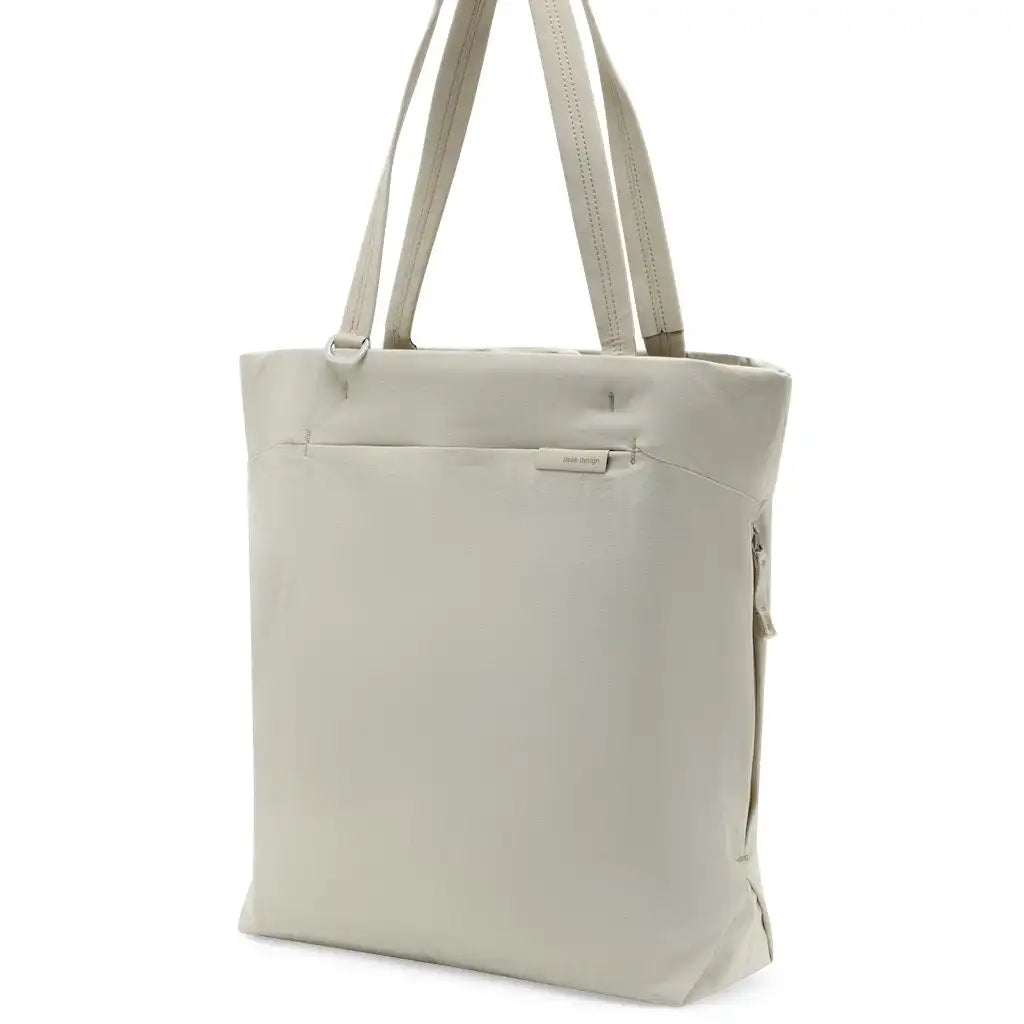 City Tote | 15L | Moon