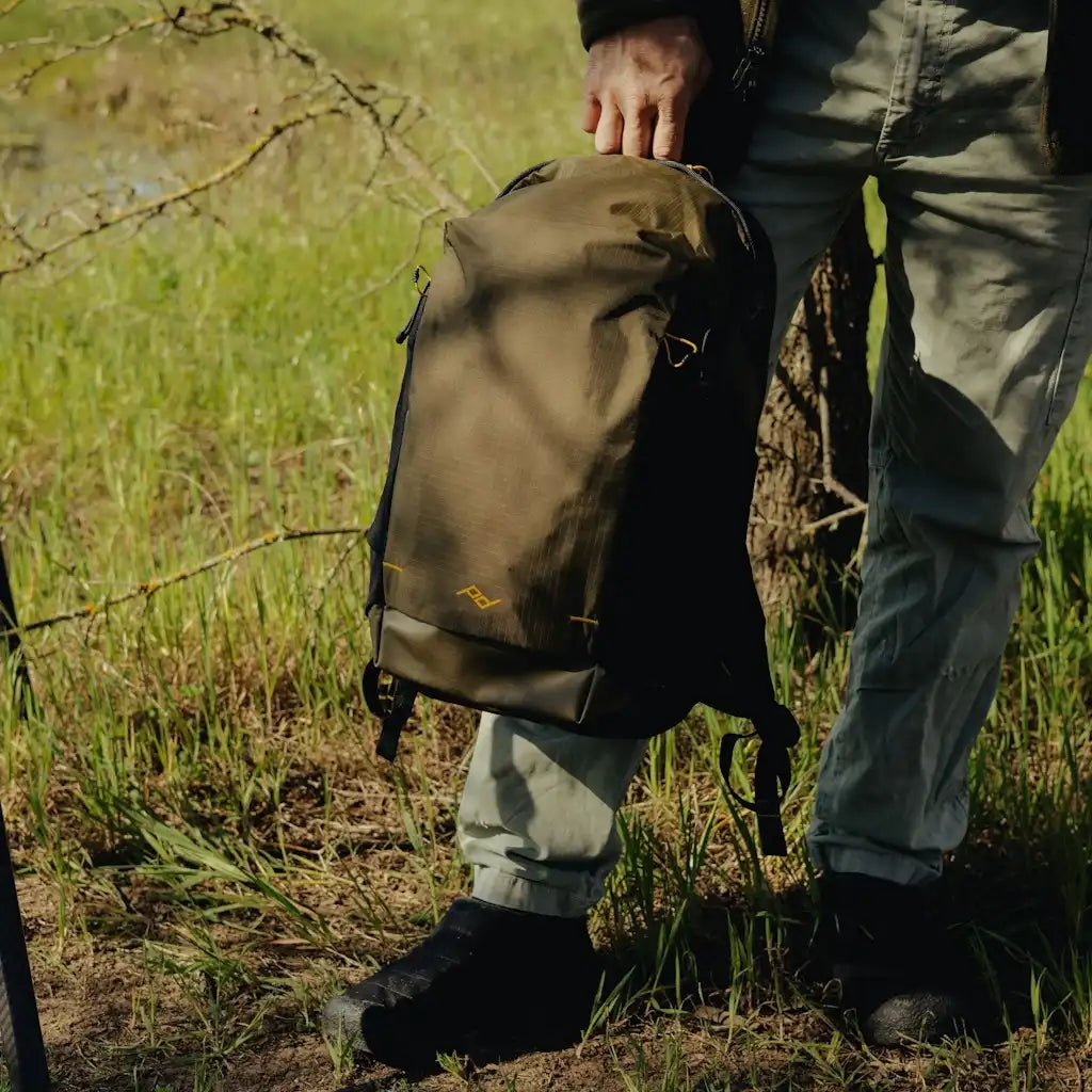 Outdoor Backpack | 18L | Kelp