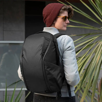 Everyday Backpack Zip | 15L | Black