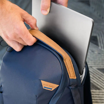 Everyday Backpack Zip | 15L | Midnight