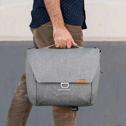 Everyday Messenger | 13L | Ash