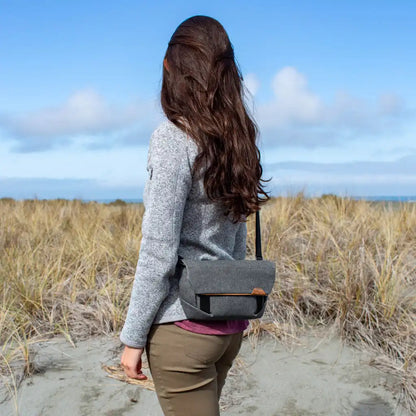 Field Pouch V2 | Charcoal