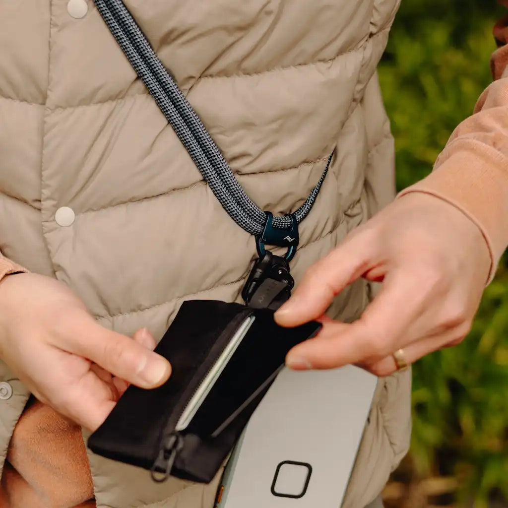 Mobile Crossbody Multi-Strap | Ocean