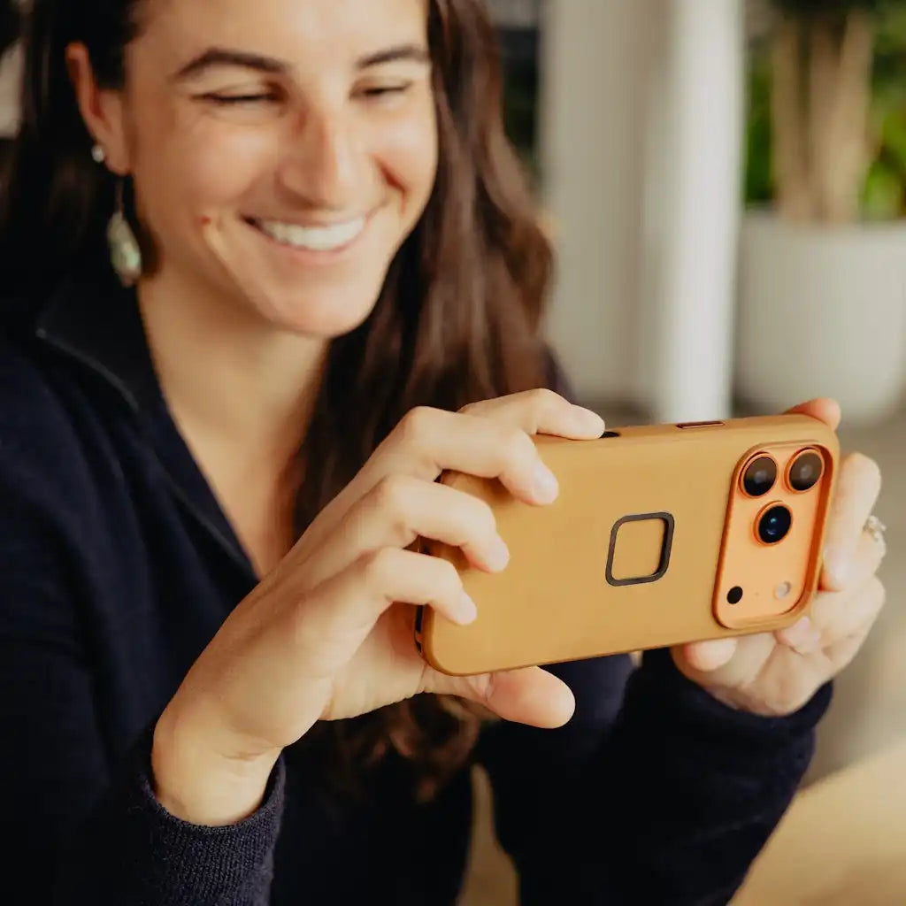 SlimLink Loop Case | iPhone 18 Pro | Charcoal