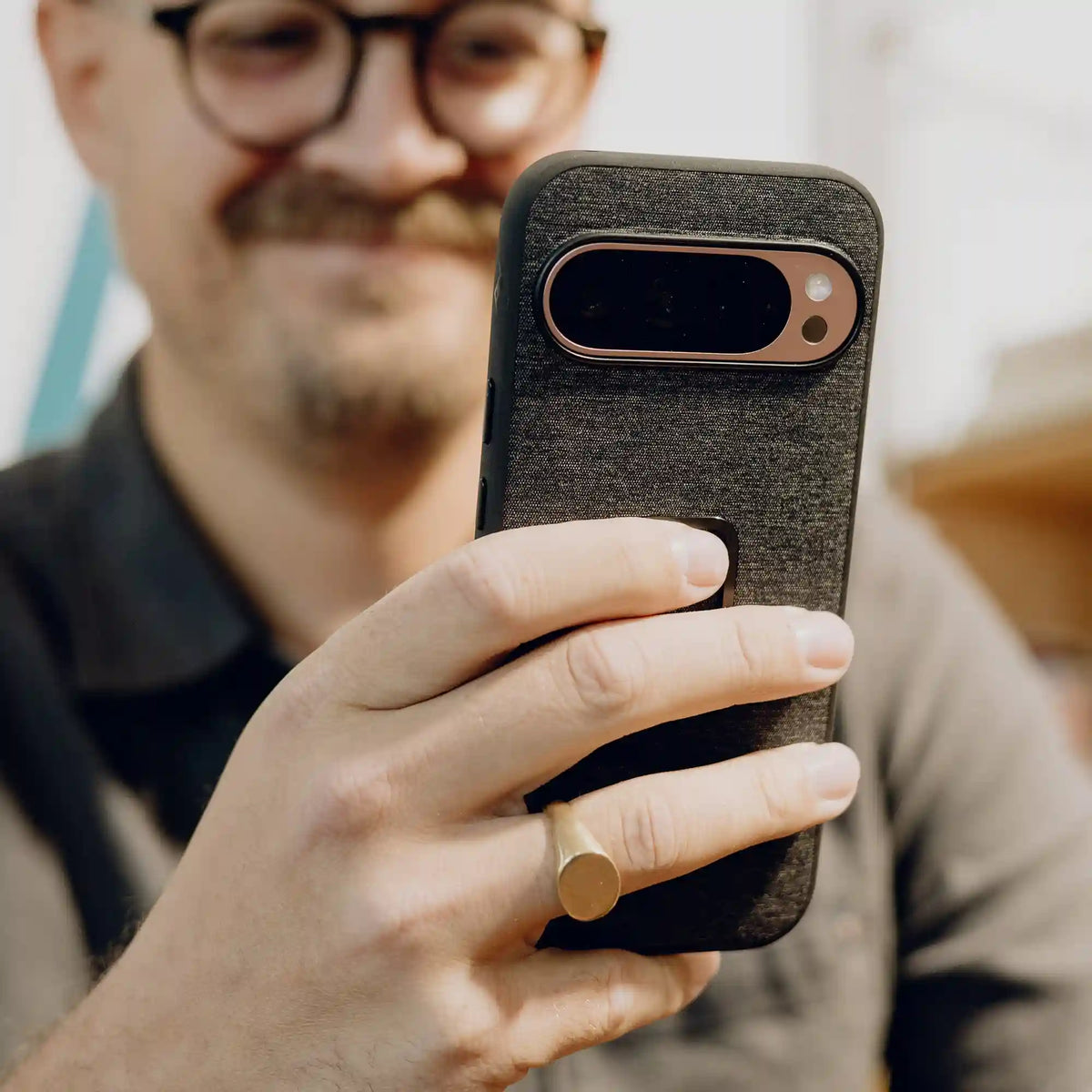 SlimLink Case | Pixel 11 | Charcoal