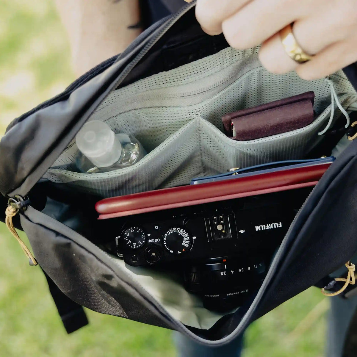 Outdoor Sling | 4L | Black