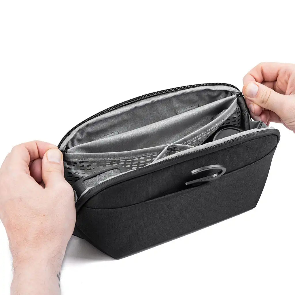 Small Wash Pouch | Black